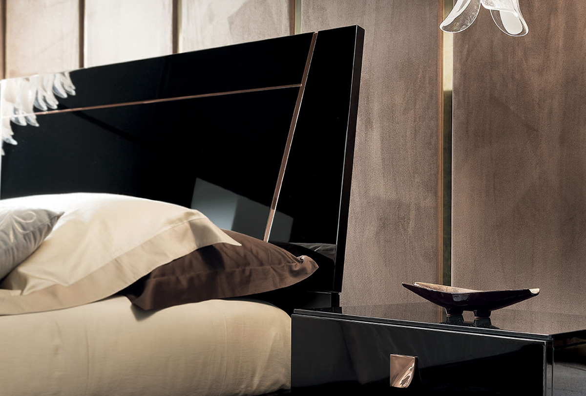 Montnoir by simplysofas.in